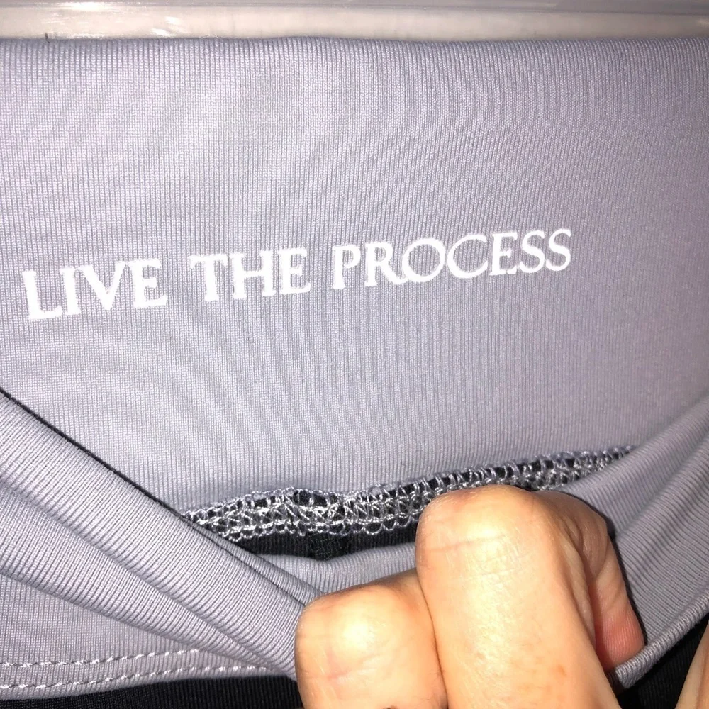 Live The Process Transcend Color-Blocked - Picture 3 of 7